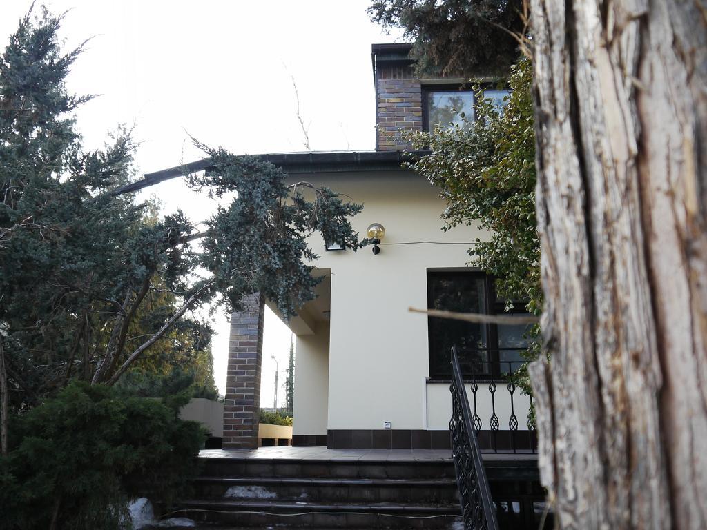 Guest House Villa Arkadia Варшава Экстерьер фото